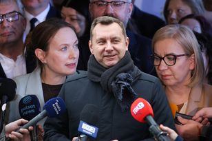 Współpracować czy "stłamsić"? Pełczyńska-Nałęcz "musi się zastanowić"