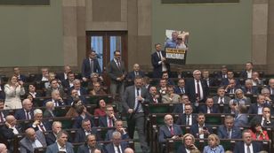 Awantura w Sejmie. Dwóch posłów wykluczonych z obrad
