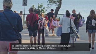 Tłumy nad Bałtykiem o świcie — ostatni upalny weekend nad morzem