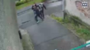 Jaworzno: trzej nieletni pobili 14-latka i zabrali mu szalik piłkarski