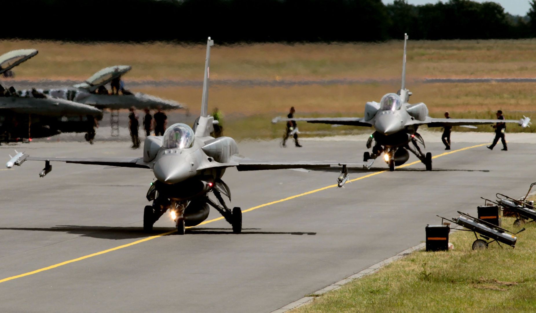 Mirage-2000 dla Ukrainy. Francja dostarczy myśliwce