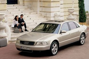 Audi A8 D2 4d Dane Techniczne Spalanie Opinie Cena Autokult Pl