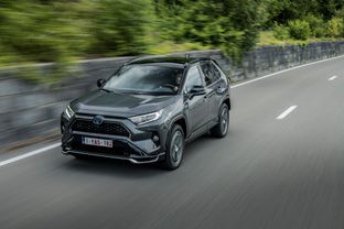 Toyota Rav4 - Dane Techniczne, Spalanie, Opinie, Cena | Autokult.pl