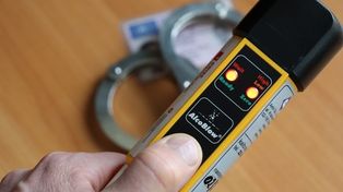 1,5 promila i nakaz doprowadzenia. Rowerzysta trafił do zakładu karnego