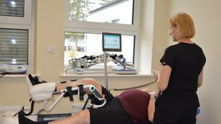 Nowoczesna rehabilitacja w Płocku. Szpital inwestuje w sprzęt dla pacjentów onkologicznych!