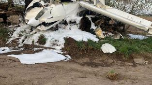 Samolot rozbił się pod Poznaniem – dramatyczne sceny