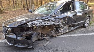 Groźny wypadek na DW 178. Trzy osoby w szpitalu