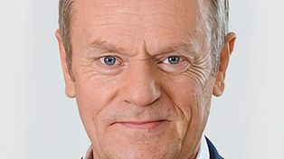 Ostry spór na linii rząd–prezydent. Tusk krytykuje wizytę w Budapeszcie