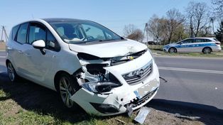 Zderzenie trzech aut. Powód? Chwila nieuwagi na drodze