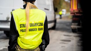 Kurierzy z Ukrainy przewozili Rosjan przez zieloną granicę". Straż Graniczna rozbiła nielegalny transport