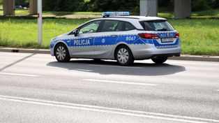 Ostrowiec Świętokrzyski: oszust podszył się pod siostrę 46-latki. Kobieta straciła ponad 3800 zł