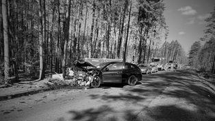 Tragiczny wypadek w pow. czarnkowsko-trzcianeckim. Nie żyje kierowca