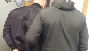 Policja dopadła 33-latka. Odpowie za oszustwa metodą "na policjanta"