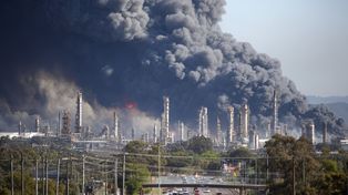 Pożar w kluczowej rafinerii. Australia na krawędzi kryzysu paliwowego