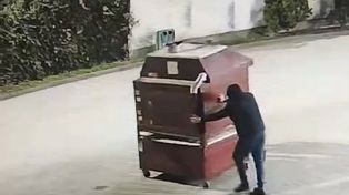 Piec do pizzy za 20 tysięcy złotych skradziony i sprzedany na złom. Policja odzyskała go w ciągu jednego dnia