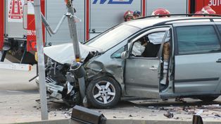 Zderzenie dwóch aut w Sandomierzu. Jedna osoba ranna