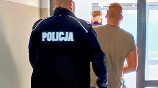 Zatrzymania po dramatycznym zdarzeniu w Sierpcu. Kobietę siłą wprowadzono do samochodu