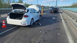 Wypadek na Moście Solidarności – ruch w kierunku Płocka całkowicie zablokowany!