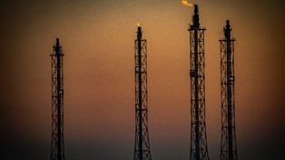 Płomień nad rafinerią w Płocku. ORLEN wyjaśnia: to zaplanowany proces!