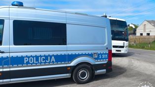 Kierowca autobusu bez ważnych badań technicznych i z cudzą kartą kierowcy