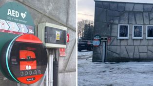 Nowy defibrylator AED w Płocku – ratujące życie urządzenie na cmentarzu przy ul. Bielskiej
