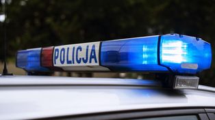 "Rodzinna tragedia w Wołominie: dwoje starszych osób nie żyje, ich 19-letni wnuk ranny w szpitalu"