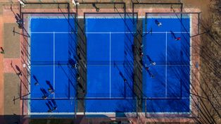 Nowe korty, nowe możliwości. Padel na Ratajach przyspiesza tempo w Poznaniu