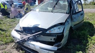 Groźne dachowanie Forda. W aucie było 3-letnie dziecko