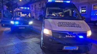 Akcja służb na drogach. Pod lupą kierowcy przewożący pasażerów