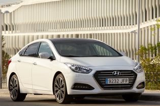 Hyundai I40 - Dane Techniczne, Spalanie, Opinie, Cena | Autokult.pl