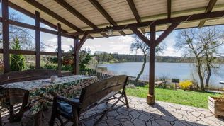  JURANDÓWKA - całoroczny dom nad samym jeziorem i Krutynią w Spychowie