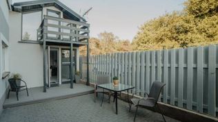  Pokoje, Apartamenty i Domek Między Morzami