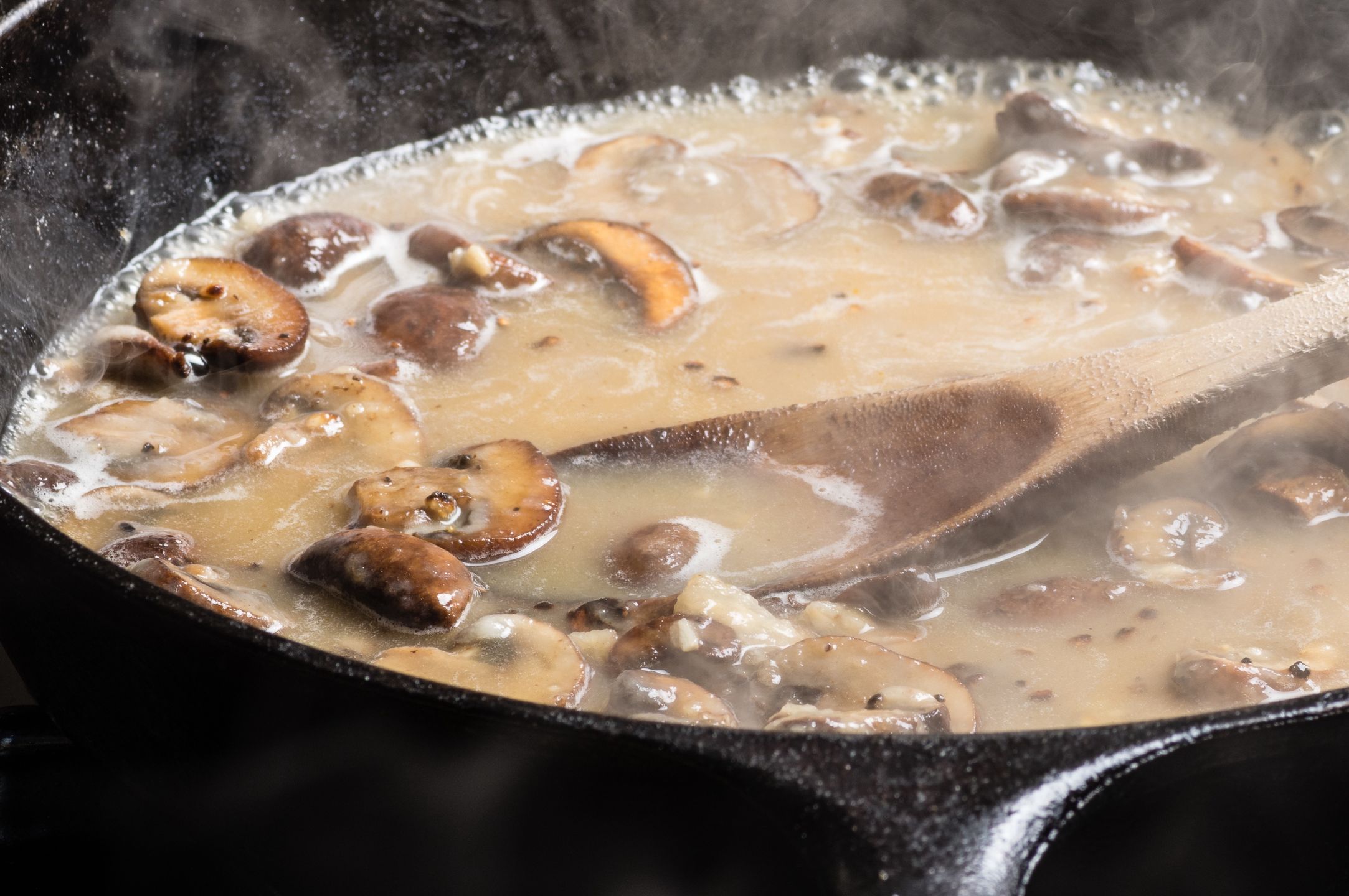 Creative Ways To Enjoy Creamy Mushroom Sauce Without Cream