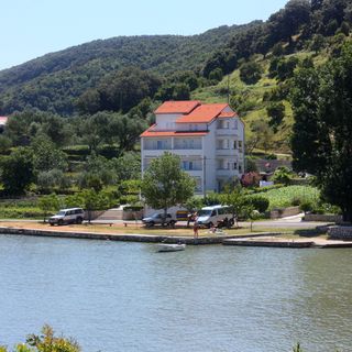 Apartmanok és Szobák A Tenger Mellett Supetarska Draga - Donja, Rab - 2001 Supetarska Draga - Donja (3)