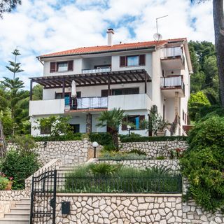 Apartmanok és Szobák A Tenger Mellett Mali Losinj, Losinj - 10420 Mali Lošinj (2)