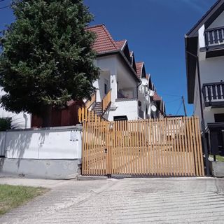 Vitkai-Vörös Apartman Balatonlelle (4)