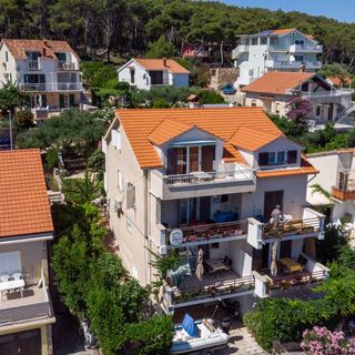 Apartmanok A Tenger Mellett Jelsa, Hvar - 4017 Jelsa (5)