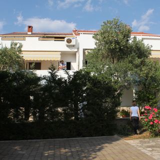 Apartmanok Parkolóhellyel Novalja, Pag - 6504 Novalja (2)