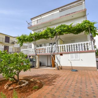 Apartments Nera Primosten (3)