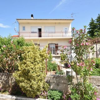 Apartment Davorka Primosten (2)