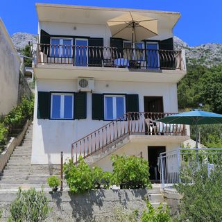Apartmanok Parkolóhellyel Marusici, Omis - 657 Marušići (5)