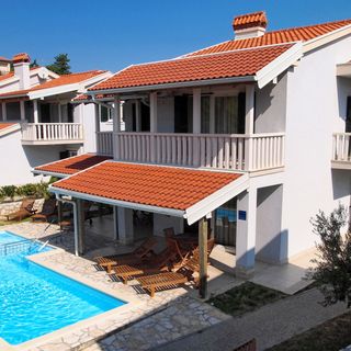 Apartmanok Családok Részére Medencével Palit, Rab - 3211 Palit (2)