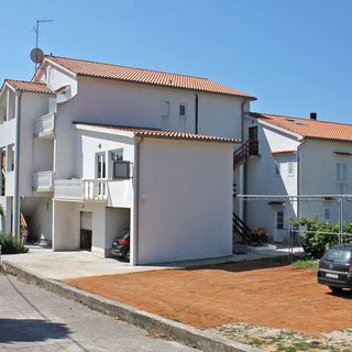 Apartmanok és Szobák Parkolóhellyel Palit, Rab - 5039 Palit (2)