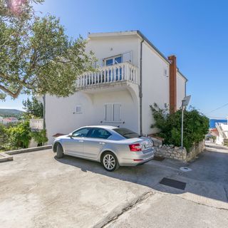 Apartment and Rooms Radojka Primosten (4)