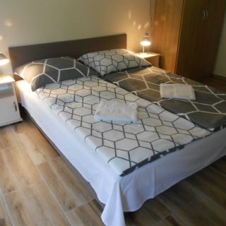 Lila Akác Apartman Tiszafüred (2)