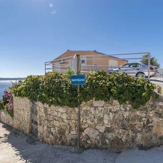 Apartmanok A Tenger Mellett Rastici, Ciovo - 2080 Rastići (4)