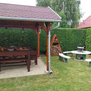 Családi Nyaralóház Balatonmáriafürdő (5)