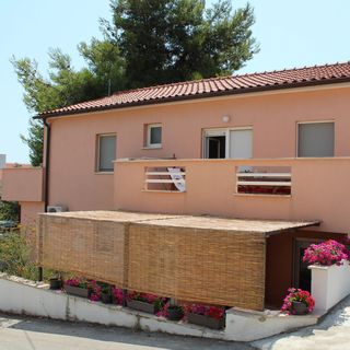 Apartmanok Parkolóhellyel Mavarstica, Ciovo - 11208 Mavarštica (2)