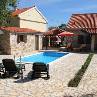 Ház Családok Részére Medencével Gluici Krka - 11337 Gluići (5)