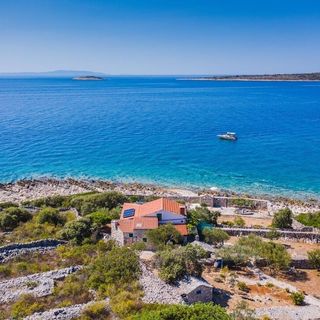 Ház Családok Részére Medencével A Tenger Mellett Öböl Pernatice, Drvenik - 11590 Pernatice (3)